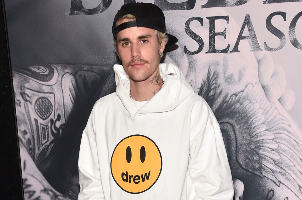 Justin Bieber Sparks Conversation with Bold Views and New Look Amid Music‑Era Transition