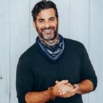 Jennifer Aniston Makes It Instagram‑Official with Wellness Coach Jim Curtis — Insights into the Man Behind the Moment